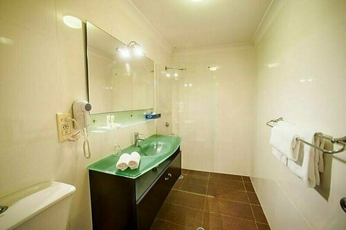 Ramada Hotel & Suites by Wyndham Cabramatta, Забронировать Отель Кабраматта Новый Южный Уэльс