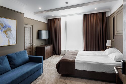 Alma Park Resort Hotel, Rezervați Stațiune Hoteluri în Crimea cu piscină, Piscină