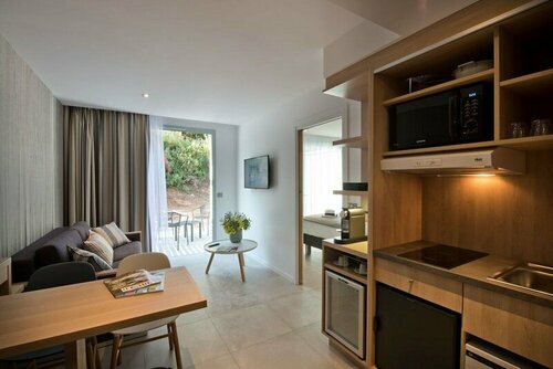 Golden Tulip Sophia Antipolis - Hotel & Spa, Забронировать Отель Вальбон Софиа-Антиполис