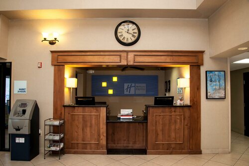 Holiday Inn Express Tucson-Airport, an IHG Hotel, Buchen Sie Hotel Tucson Arizona, in der Nähe von Environmental Research Lab