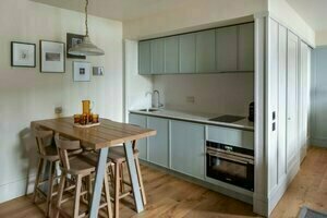 Abbey Strand Apartments, at Holyrood, Забронировать Апартаменты/квартира Старый город Эдинбург, рядом с Памятник Нельсону