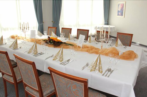 Hotel Ascania, Buchen Sie Hotel Aschersleben 