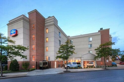 Fairfield Inn by Marriott NYC LaGuardia Airport/Flushing, Book Hotel Flushing 