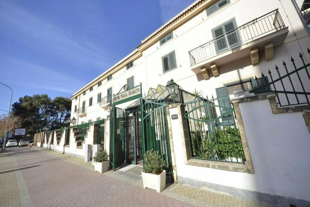 Hotel Villa dAmato