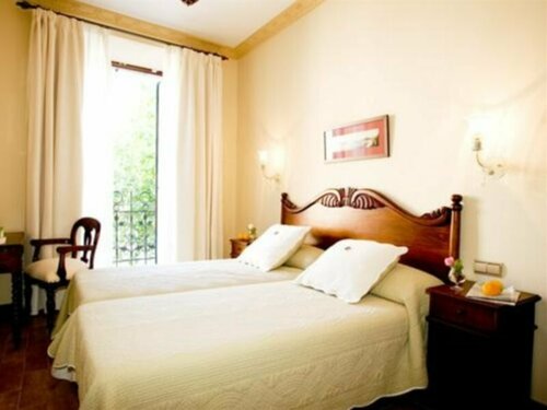Hotel la Vila, Забронировать Отель Сольер Sierra de Tramuntana
