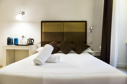 LaHouse Rome by Premium Suites Collection, Забронировать Гостевой дом Виа Венето , рядом с Репубблика — Театро-делль-Опера