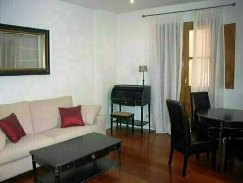 Hotel Casa Urbana Adolfo, Забронировать Отель Толедо Toledo Province, рядом с Бывшая мечеть Кристо-де-ла-Лус