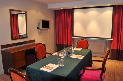 DoubleTree by Hilton Hotel London - Marble Arch, Забронировать Отель Отели Большого Лондона с парковкой, Парковка