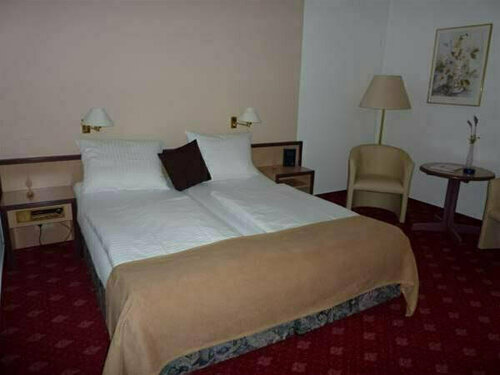Novostar First Class Garni