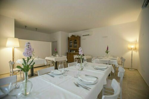 Masseria Mongiò dell'Elefante, Book Hotel Hoteller i Otranto med parkering, Parkering
