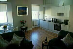 Max Glasgow Centrale Serviced Apartments, Забронировать Апартаменты/квартира Глазго Стратклайд, рядом с Royal Highland Fusiliers Museum