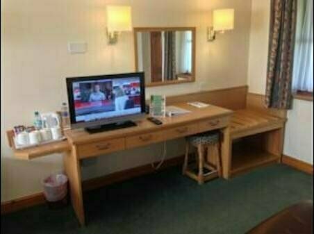 Tollgate Hotel