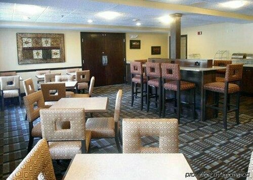 Comfort Inn & Suites Ballpark Area, Prenota Hotel Marietta Georgia