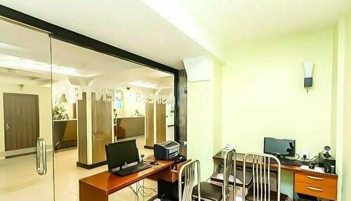 Clover Hotel, Prenota Hotel Hotel a Yangon con parcheggio, vicino a German Embassy, Parcheggio