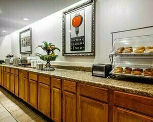 Ramada by Wyndham Birmingham Airport, Réserver Hôtel Birmingham Alabama