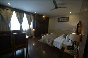 Hotel JSR Continental, Varaa Hotelli SPA-hotellit kohteessa Uttarakhand, SPA
