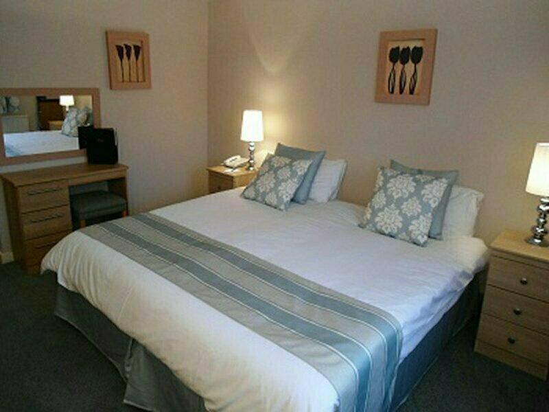 Montrose Park Hotel