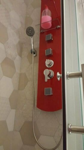 Merulana Suite Apartment, Забронировать Апартаменты/квартира Рионе Монти Рим, рядом с Больница Сан-Джованни