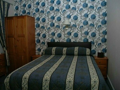 Clark Kimberley Guest House, Забронировать Гостевой дом Перт Пертшир, рядом с Концертный зал Перта