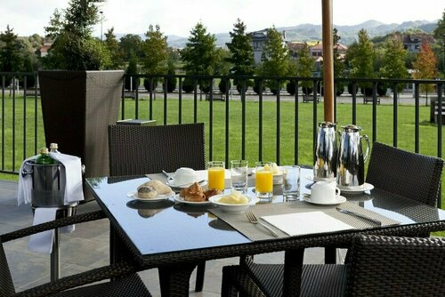 AC Hotel Vila de Allariz by Marriott, Book Hotel Hoteller i Galicien med pool, Swimmingpool