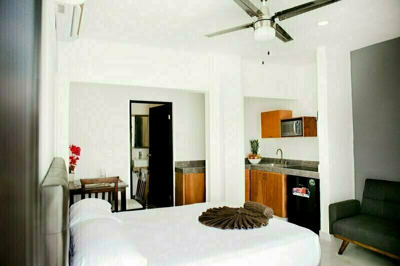 Maui Suites