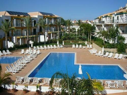 Quinta do Morgado - Apartamentos Turisticos Monte Da Eira, Забронировать Апарт-отель Отели Тавира 3 звезды, рядом с Городская библиотека Alvaro de Campos, 3*