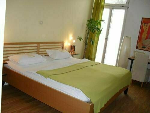 Hotel Am Fluss, Reservar Hotel Hotéis em Neuburg com estacionamento, Estacionamento