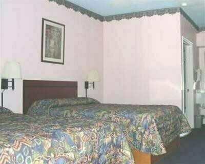 Scottish Inns Antoine Dr, Book Hotel Hoteller i Houston med parkering, Parkering