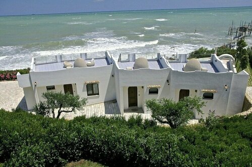 Baia Delphis Resort, Забронировать Курортный отель Отели Васто 4 звезды, 4*