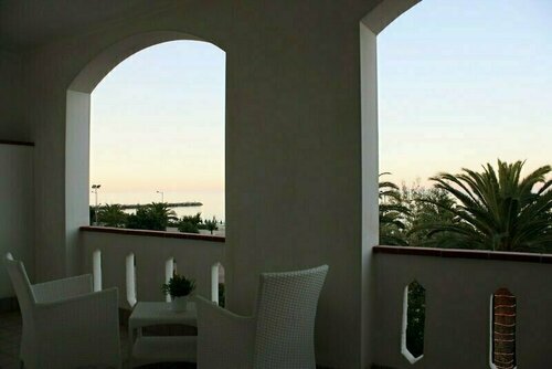 Hotel San Remo Villa Rosa, Prenota Hotel Teramo Abruzzo