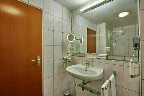H+ Hotel Darmstadt, Забронировать Отель Дармштадт Бергштрасе