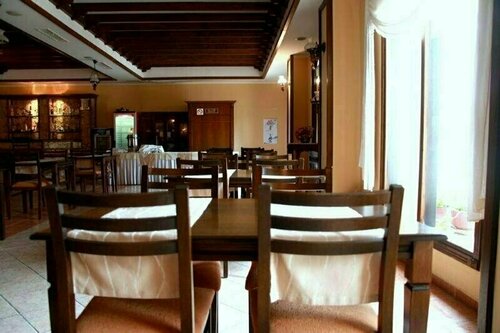 Bristol, Book Hotel Hoteller i Kyrenia med morgenmad, Morgenmad