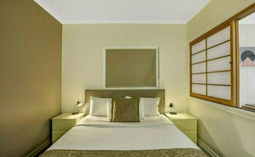 Toowong Inn & Suites, Забронировать Отель Тувонг Брисбен, рядом с Тувонгское кладбище