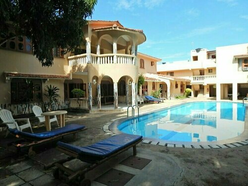 Leinmach House