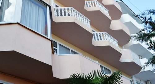Lambat Hotel, Rezervovat Hotel Levné hotely v Alushta