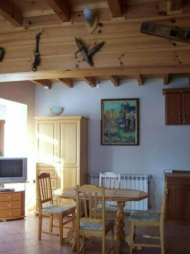 Екохотел Имението, Eco-hotel Imenieto, Забронировать Отель Emen область Велико-Тырново
