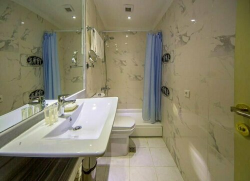 Tsqaltubo Spa Resort, Boek Resort Hotels in Imereti met zwembad, Zwembad