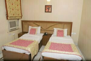 Hotel Singh Sahib, Забронировать Отель Отели Нью-Дели 3 звезды, рядом с Больница сэра Ганги Рама, 3*