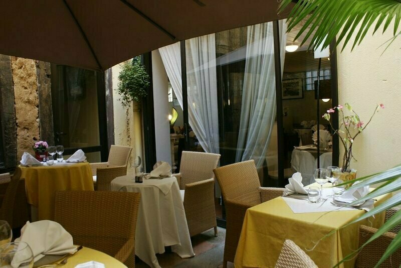 Hotel Le Lion dOr