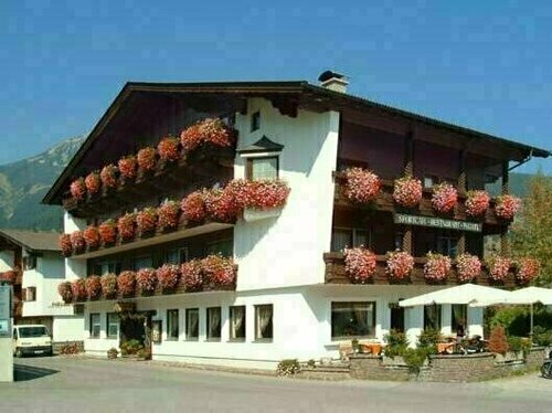 Sporthotel Pechtl, Забронировать Отель Лермос Tiroler Zugspitz Arena