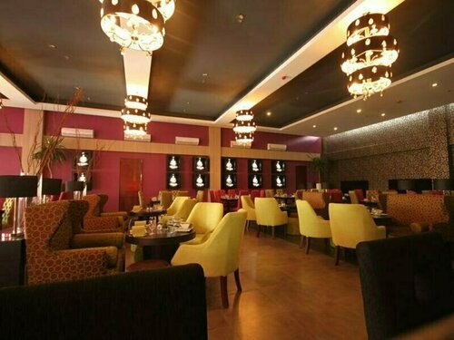 The ADC Hotel, Varaa Hotelli Naga 