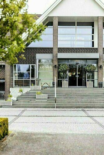 The Lodge Billund, Book Hotel Hotels in Billund with Parking, Parking