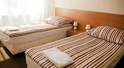 Hotel Akor, Забронировать Отель Отели Куявско-Поморского воеводства 3 звезды, 3*