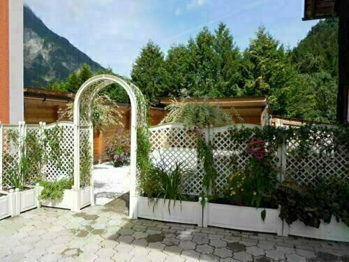 Gästehaus Sahin, Book Hotel Hoteller i Vorarlberg med parkering, Parkering