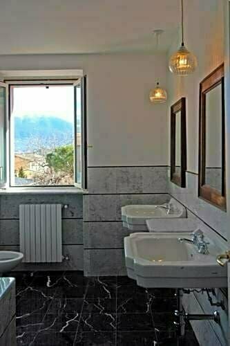 Villa Santa Barbara, Prenota Villa Ville a Umbria, Villa