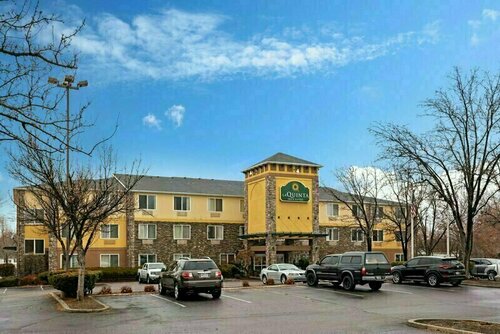La Quinta Inn & Suites by Wyndham Boise Airport, Book Hotel Hoteller i Boise med pool, Swimmingpool
