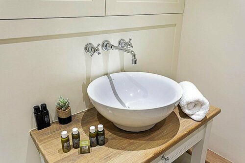 Fulham Serenity: Your Charming 2-bed Retreat, Забронировать Апартаменты/квартира Уондсворт Лондон