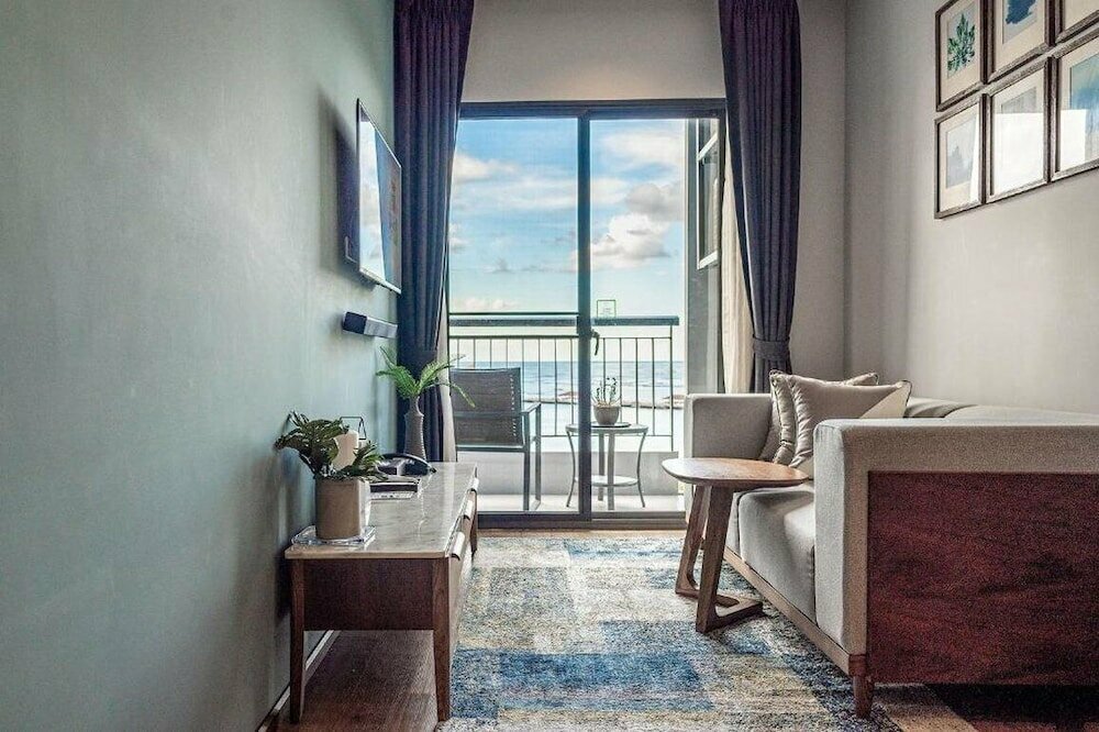 Oakwood Hotel & Residence Sri Racha