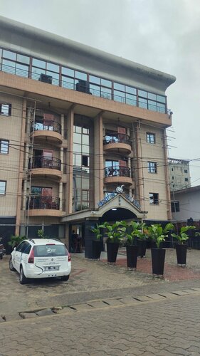Particular Destiny Suites, Book Hotel 4-stjernede hoteller i Douala, 4*