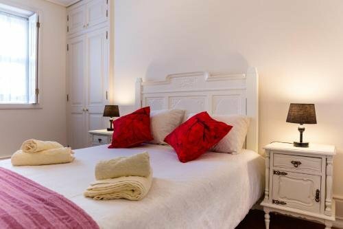 Old City Guest House, Забронировать Гостевой дом Брага Portuguese Route of Santiago